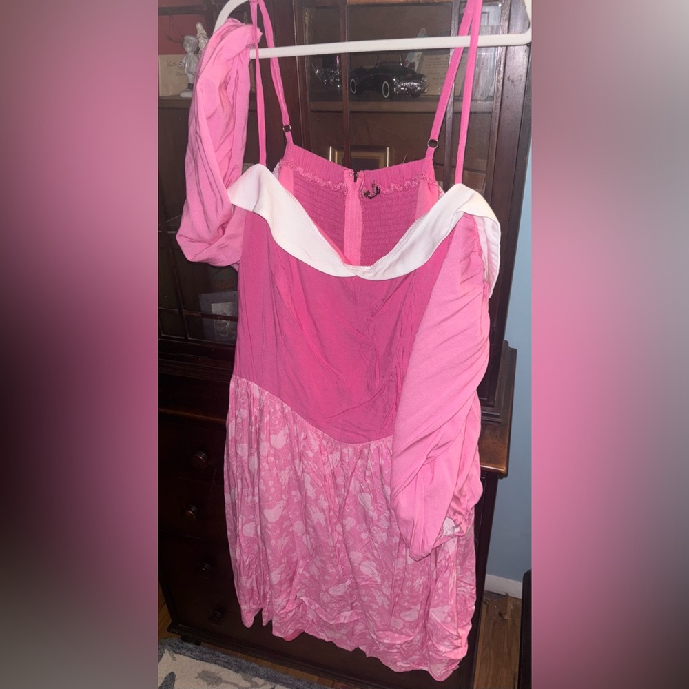 Auror (sleeping beauty) off shoulder dress